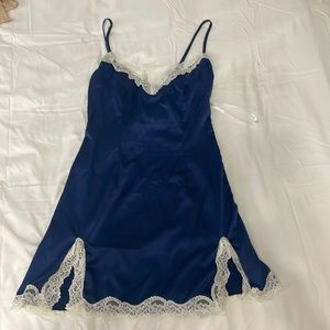 lovers and friends slip dress!